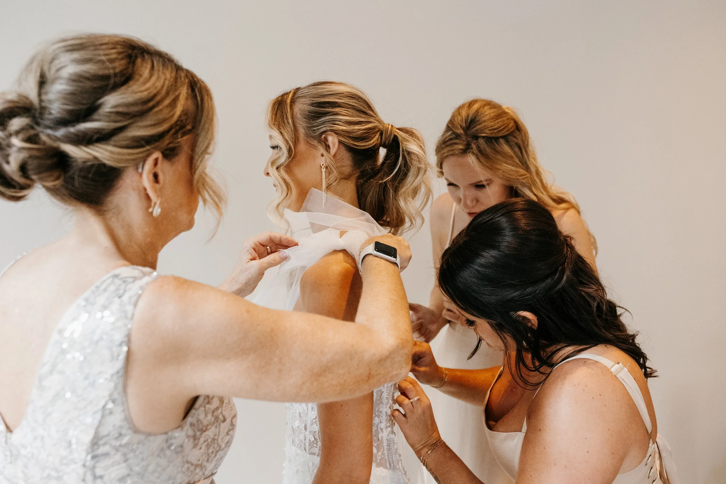 Nashville Bride with beautiful hair style
